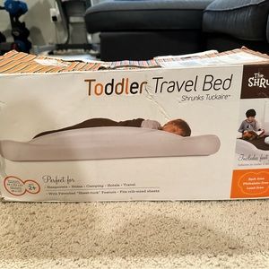 The Shrunks Toddler Travel Bed